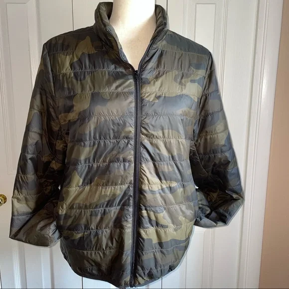 Pink Camo jackets  size M - Picture 3 of 12